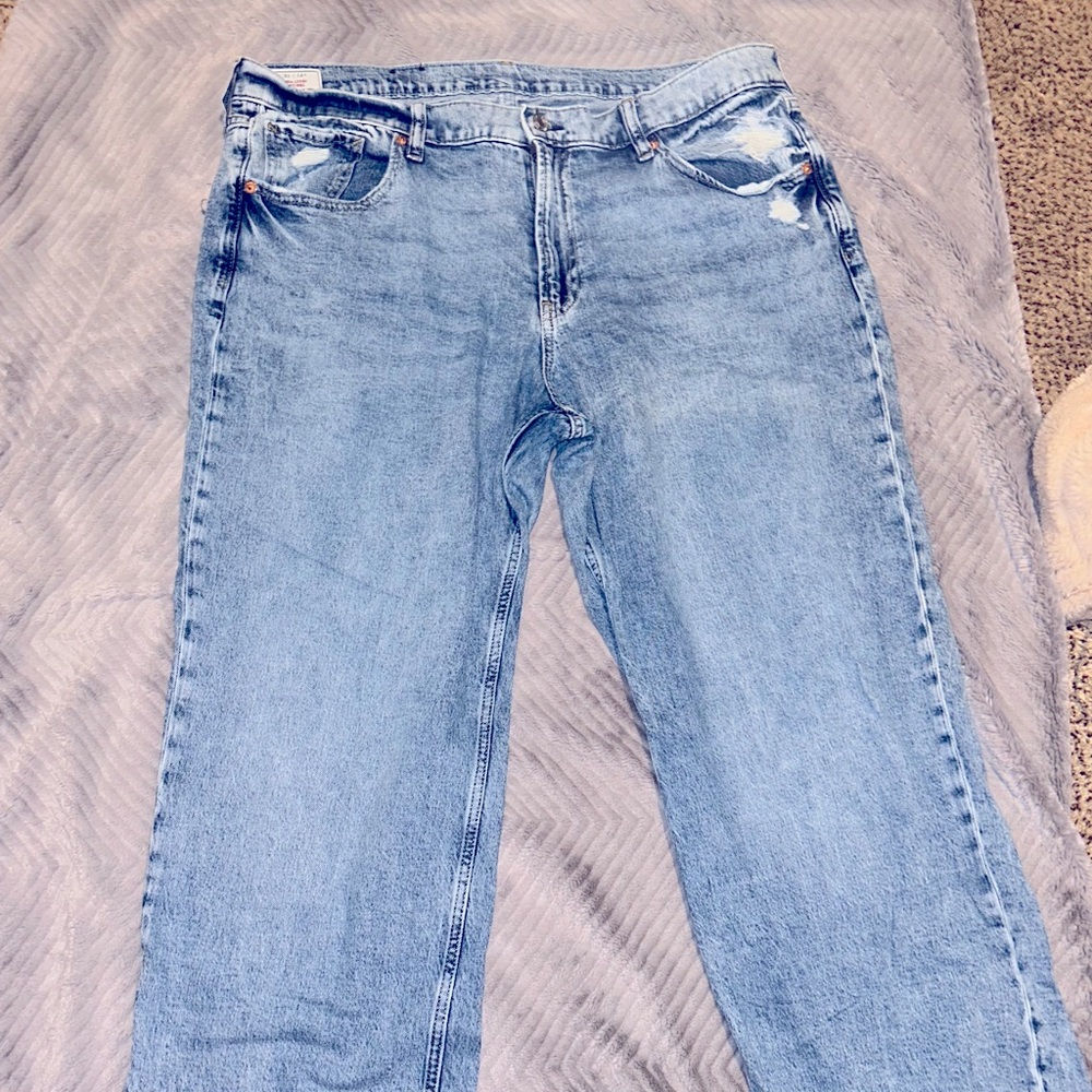GAP 90’s loose mid-rise jeans